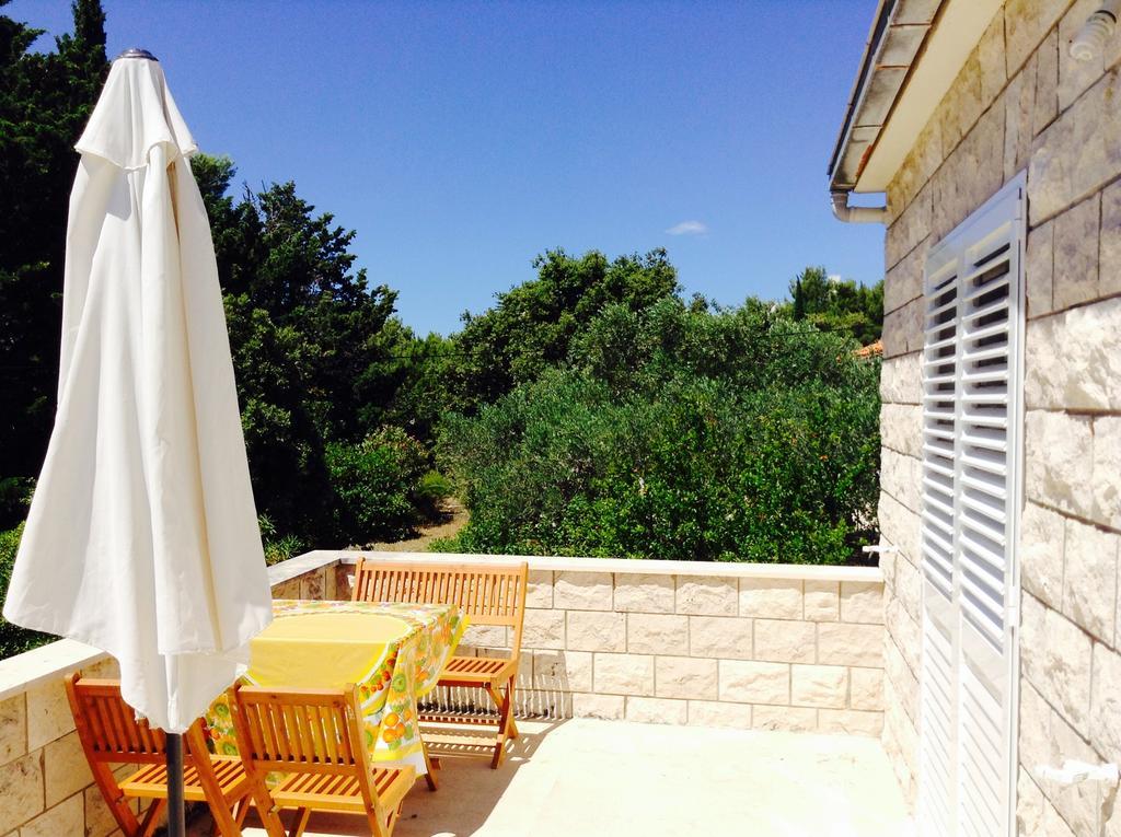 Guest House Perfect Location Bol Esterno foto